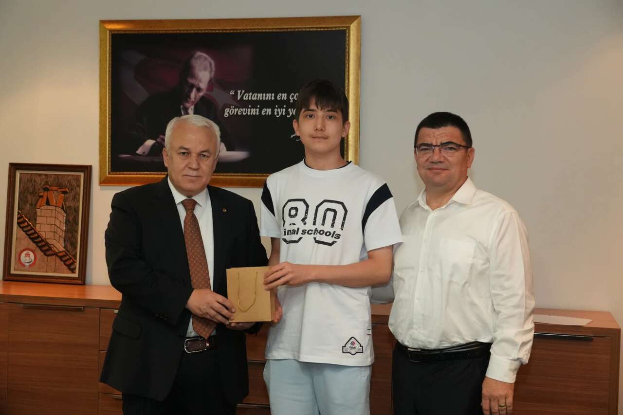 MUTSO, LGS Türkiye Birincilerini Ağırladı 7